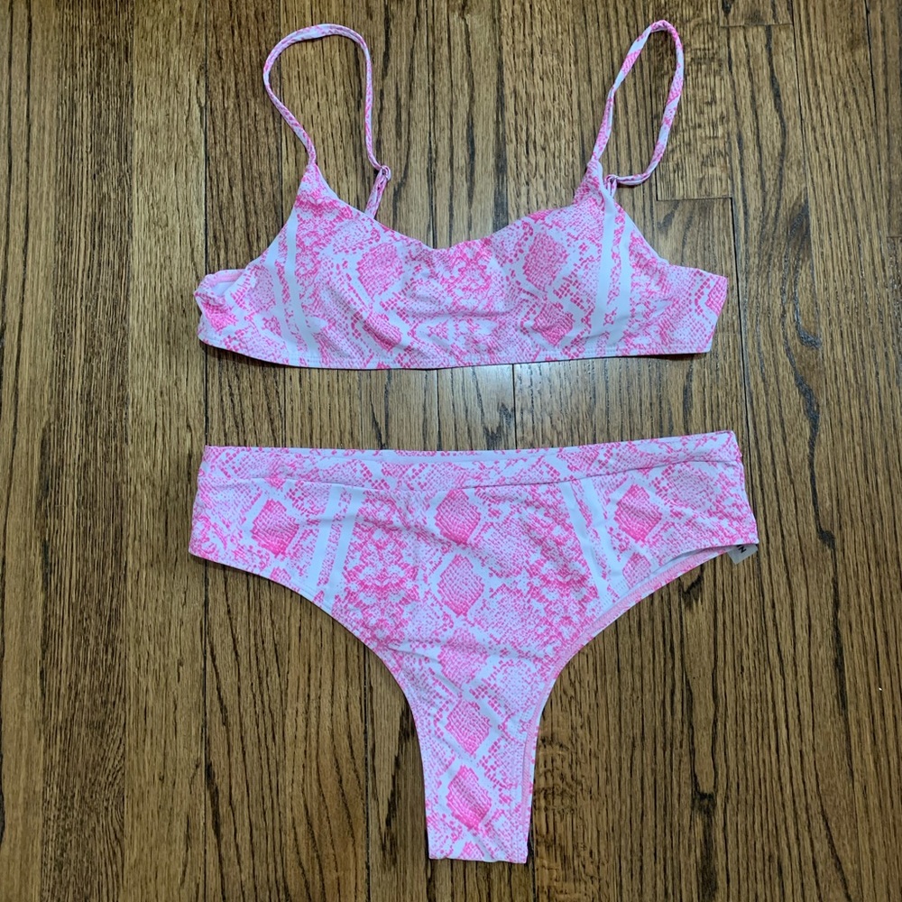 High waisted bikini set